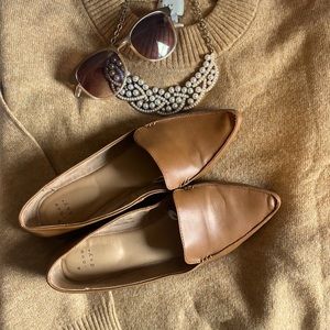 Very Comfortable Tan Loafers